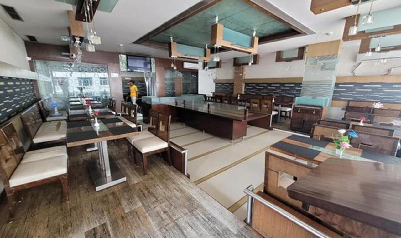 Fabhotel Prime Sapphire Regency Vadodara Exteriör bild